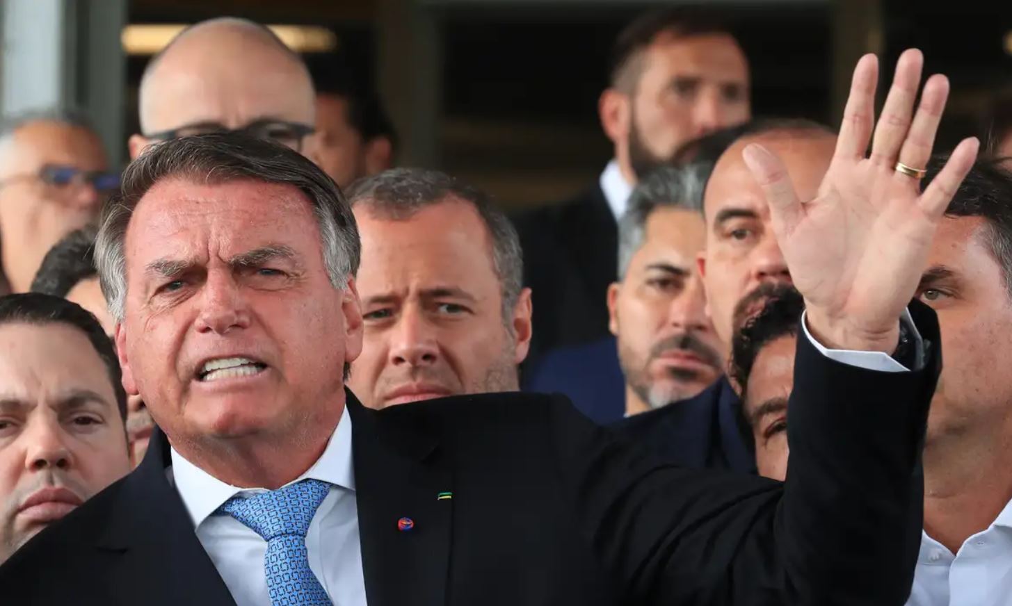 Leia mais sobre o artigo Após virar réu, Bolsonaro nega decreto de golpe de Estado