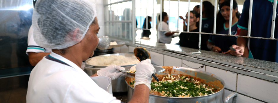 Leia mais sobre o artigo Governo de Minas anuncia primeiros classificados do Mestres da Merenda e inicia seletivas em Montes Claros e Uberlândia